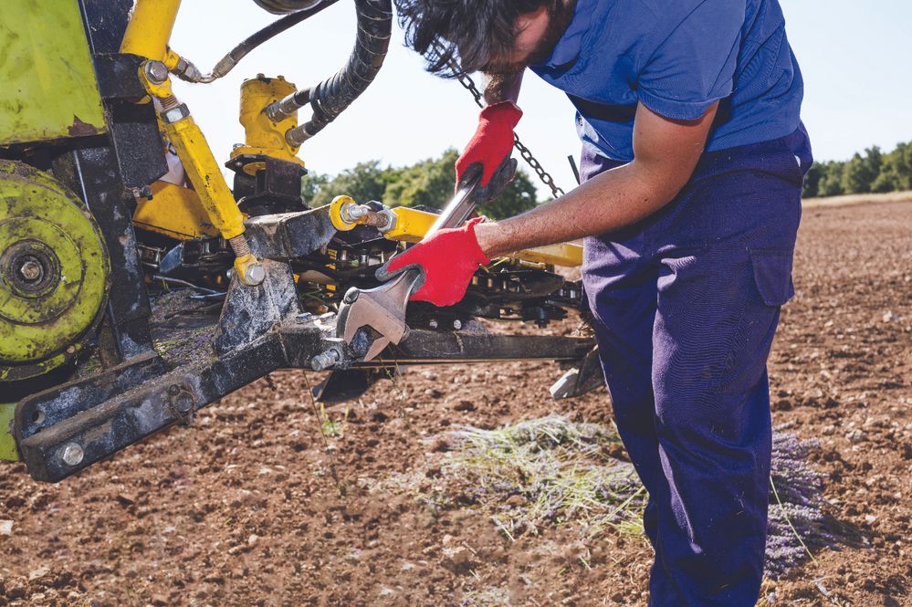 Agricultural machinery repair to prevent downtime